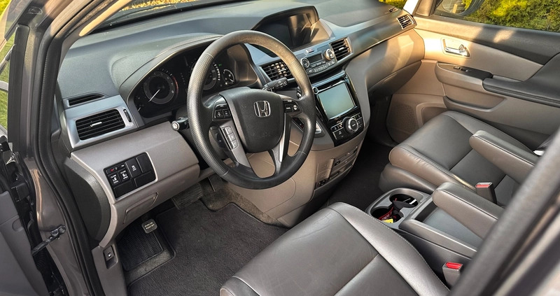 Honda Odyssey cena 78000 przebieg: 160000, rok produkcji 2016 z Mielec małe 106